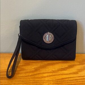 NWOT Vera Bradley Navy Wristlet